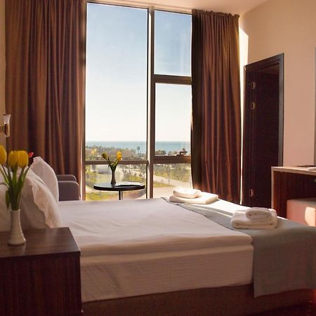Legend Business Hotel Batumi Exterior photo