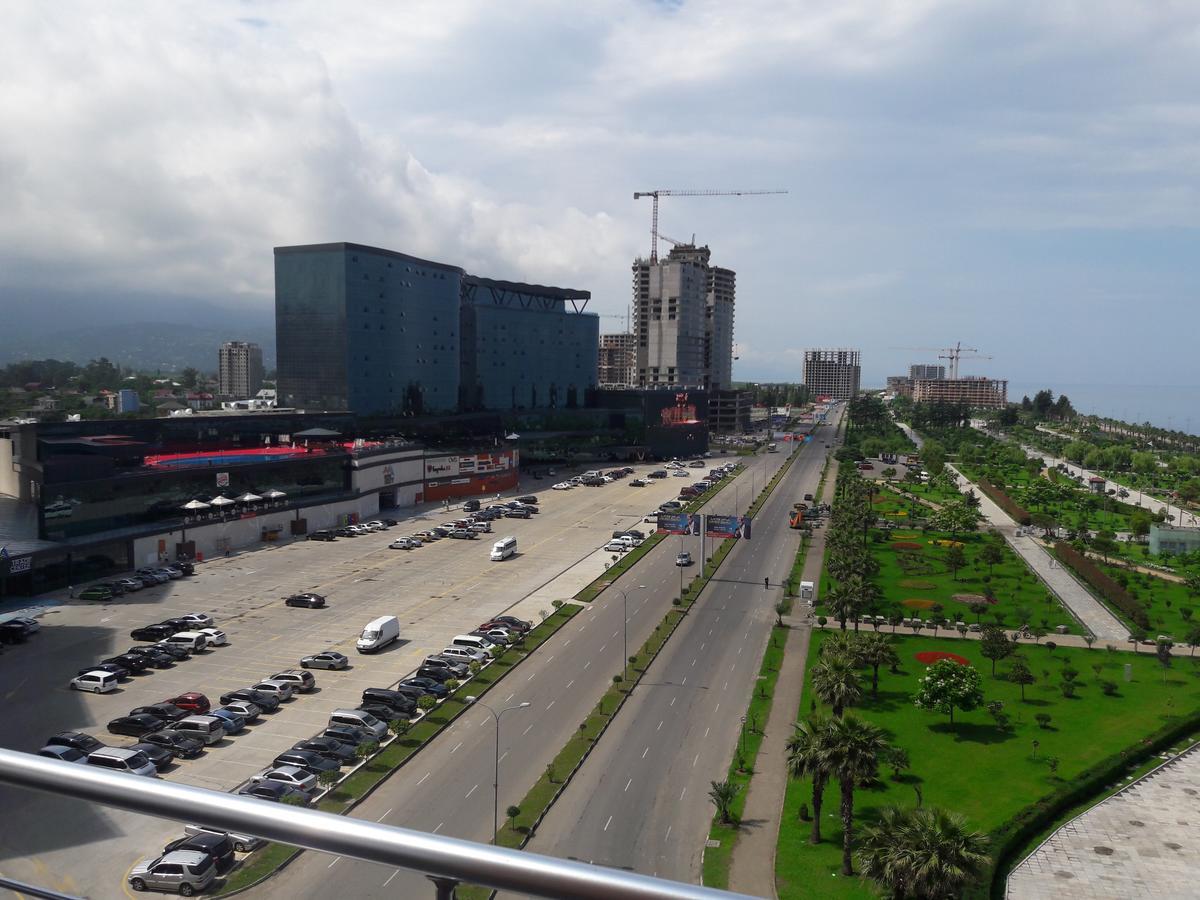 Legend Business Hotel Batumi Exterior photo
