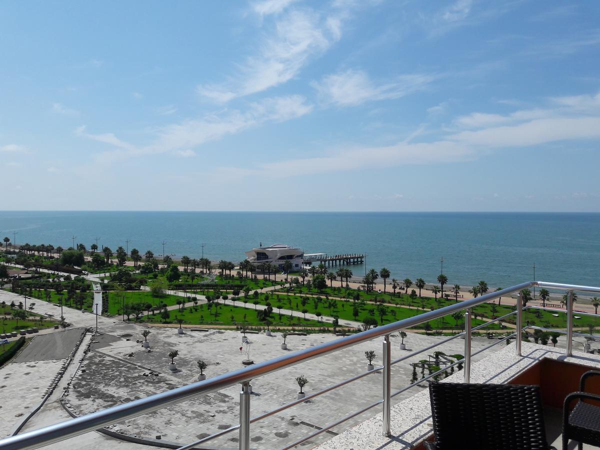 Legend Business Hotel Batumi Exterior photo