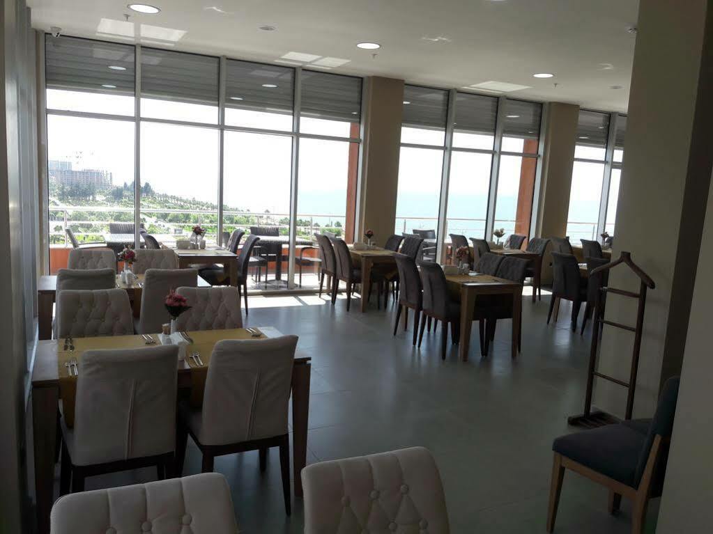 Legend Business Hotel Batumi Exterior photo